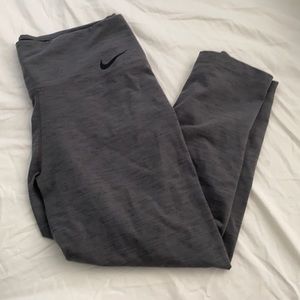 Nike leggings